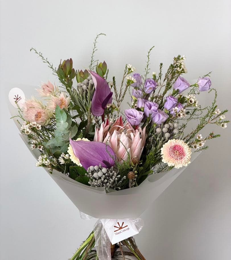lilac purple bouquet